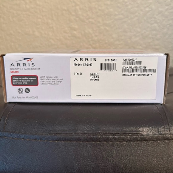 ARRIS SB6190Docsis 3.0 Surfboard cable modem - Picture 4 of 9